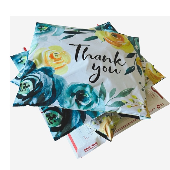 Meet your Posher! - Picture 9 of 12